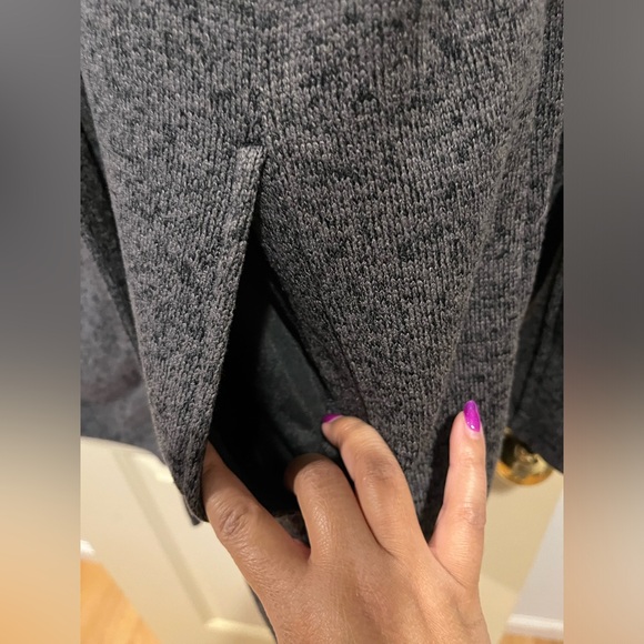 🩶St John’s Bay Midweight jacket. Size Large. EUC. 🩶 - Picture 4 of 9